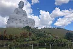 Buda Gigante encanta visitantes. Foto: Patrícia Battestin.