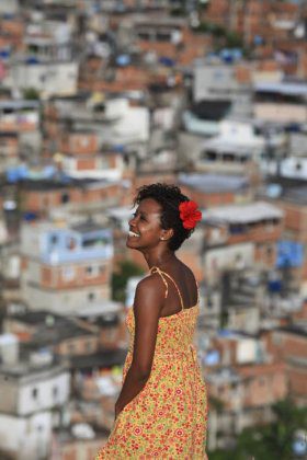 “Em Foto”: livro mostra olhar sensível do fotógrafo Ratão Diniz