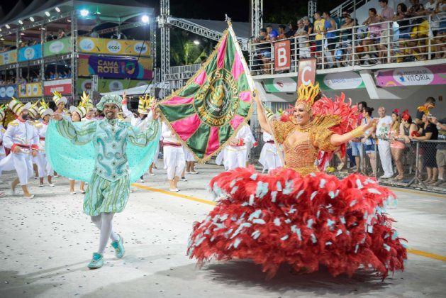 Saiba tudo sobre o terceiro dia de desfiles do Carnaval de Vitória!