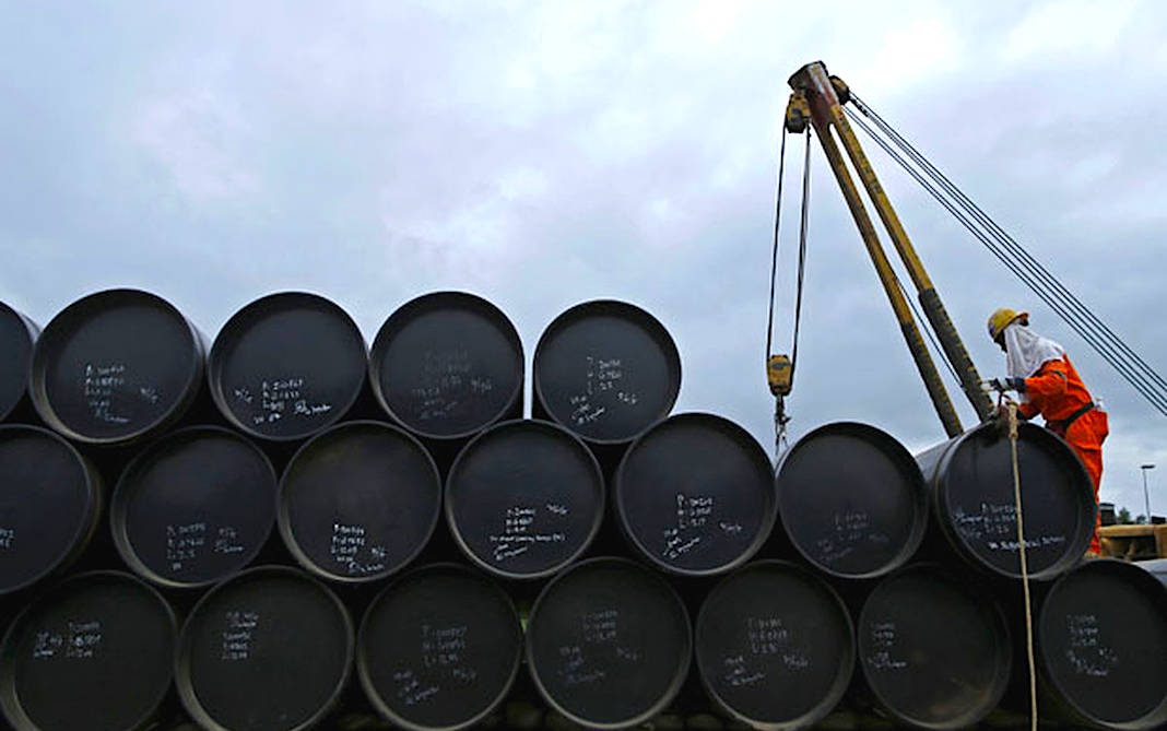ESBrasil-barris-petróleo