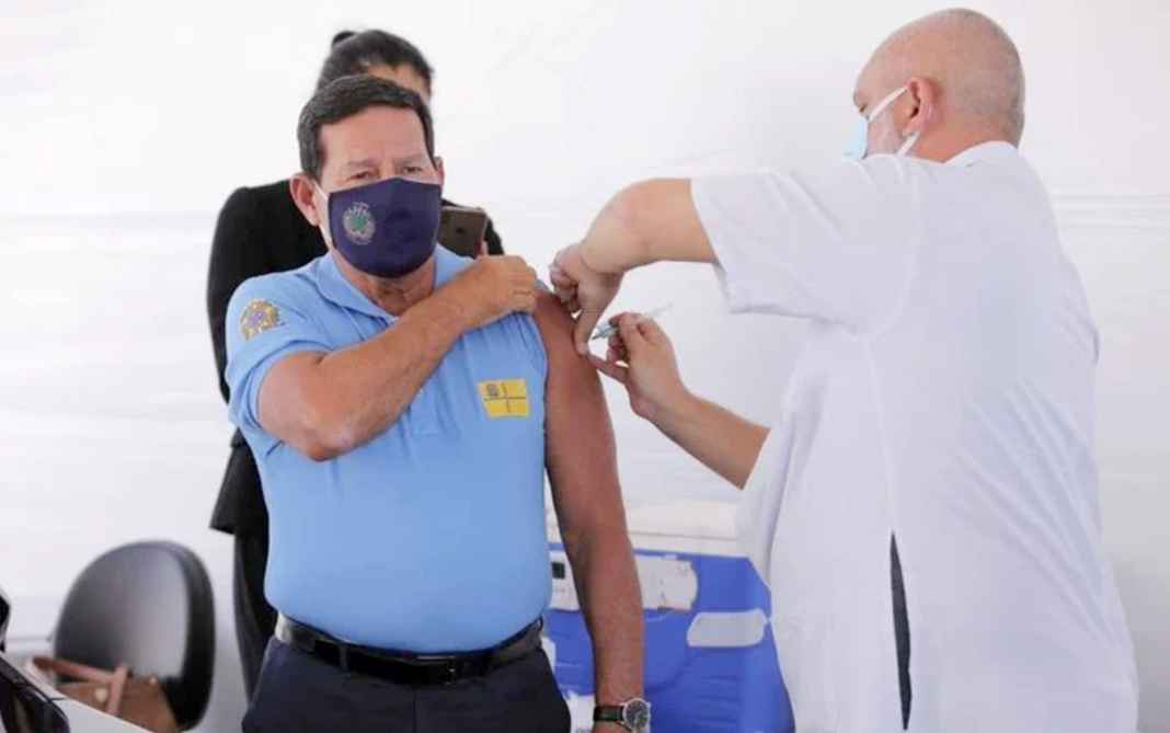 mourao-vacinado-em-brasilia