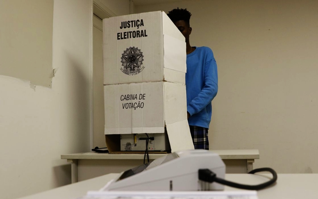 Termina hoje prazo para eleitor justificar ausência no primeiro turno - Foto: Fernando Frazão/Agência Brasil