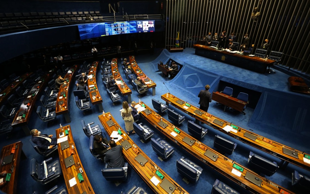 Senado aprova MP que trata da extração de minérios nucleares - Foto: © Fabio Rodrigues Pozzebom/Agência Brasil